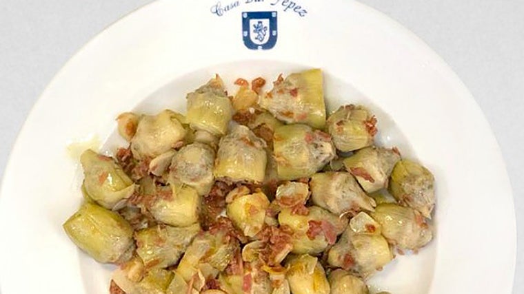 Alcachofas salteadas con jamón en Casa Bar Yépez