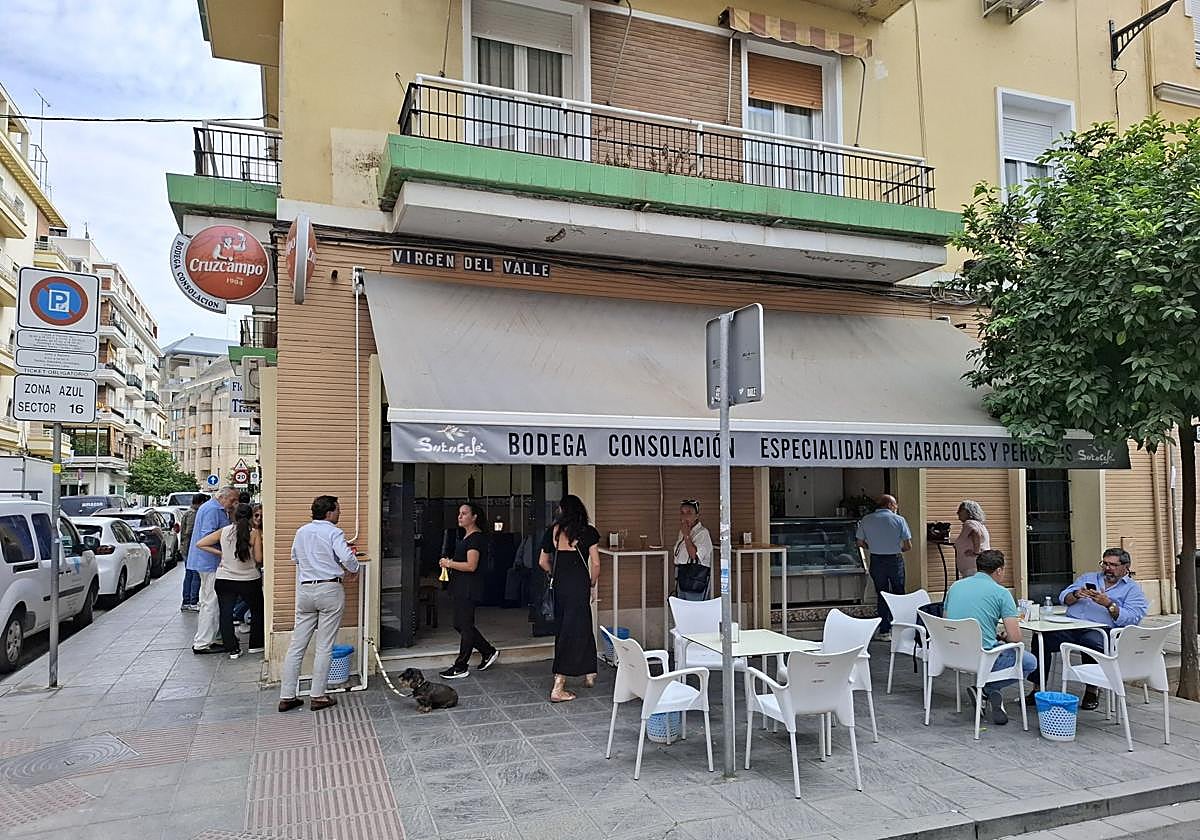El bar Bodega Consolación pasa a llamarse Bodega Consola tras el traspaso a un nuevo grupo de hosteleros