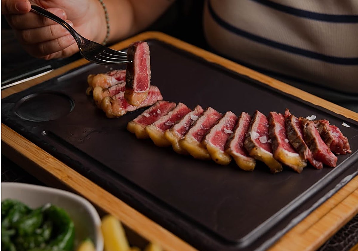Vovem ya conquistó Marbella con sus carnes premium maduradas y ahora abre nuevo local en Estepona