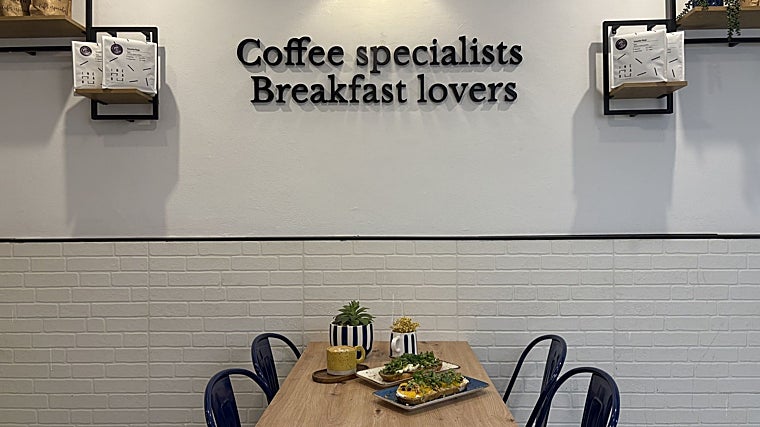 Interior del local de Banana Coffee