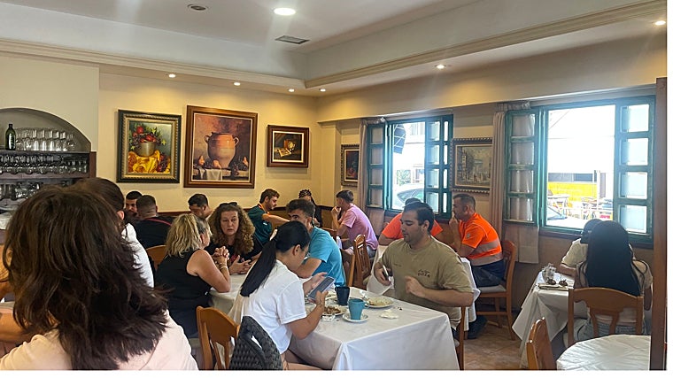 La Ñora, o el bar donde sirven los desayunos más potentes de Málaga