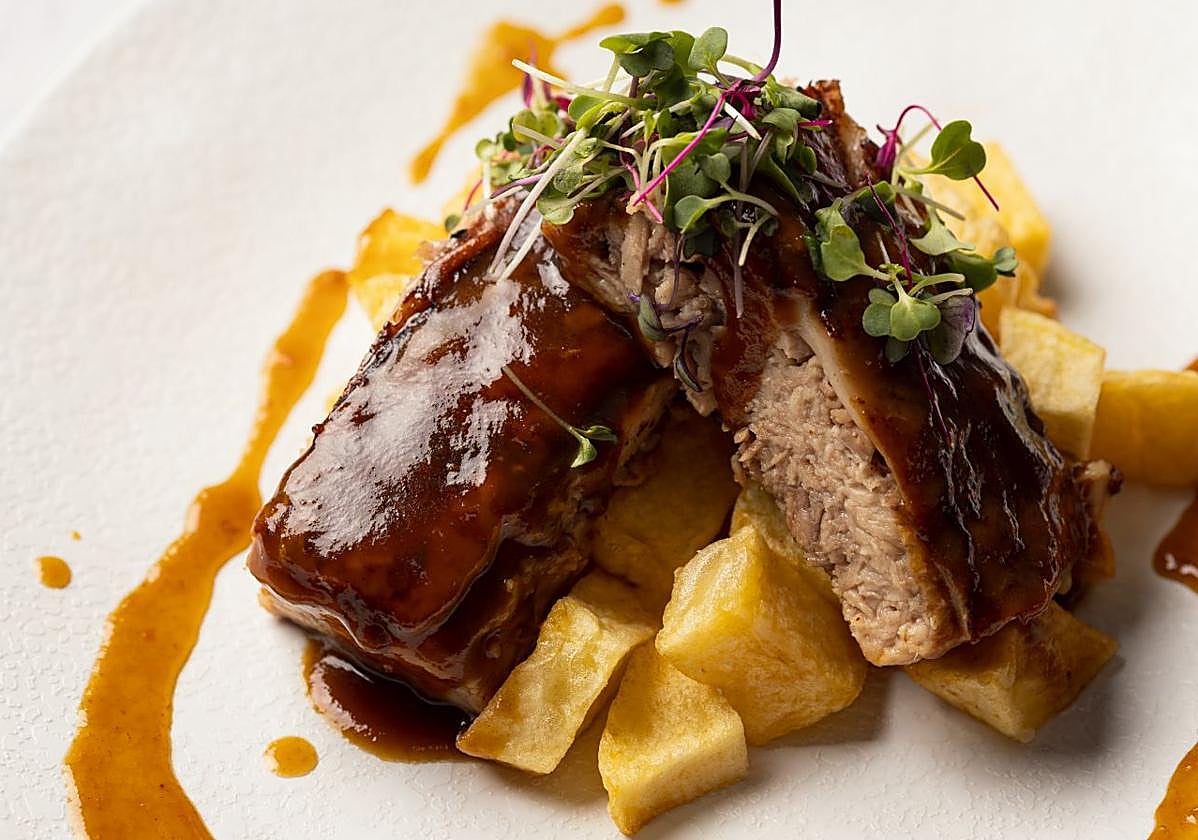 La carta de Javier Guardiola-Tapas&Vinos es amplia tanto en comidas como en vinos