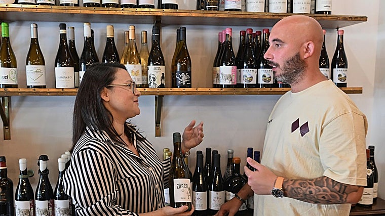 Mano a mano entre Mari Ángelez Muñoz (La Tizná) y Juan Higueras (Burger Food Porn): «Sevilla es mucho más de carne, aunque ahora hay un boom de lo verde»