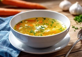 19 recetas de sopas saludables que se preparan en menos de 30 minutos