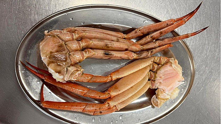 Entre las novedades de este local se encuentra el marisco fresco traído diariamente de Punta Umbría