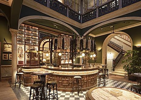 Imagen secundaria 1 - Casa Inquieta abre para darle una nueva vida a la Taberna del Alabardero con restaurante, tablao flamenco y terraza rooftop