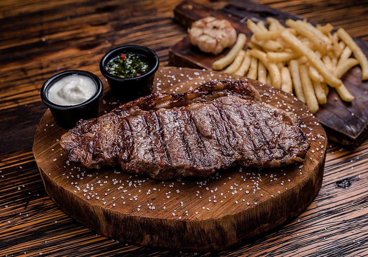 Sigue la regla 3-3-2-2 para que la carne asada quede perfecta