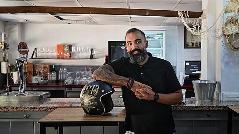 Fran García (Casa Consuelo): «Prefiero ser prudente al típico camarero gracioso»