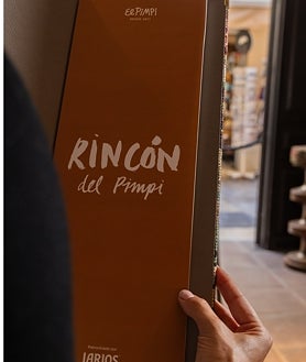 Imagen secundaria 2 - Detalles decorativos de El Rincón de El Pimpi en Málaga