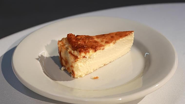 Chris's mom's cake cheesecake