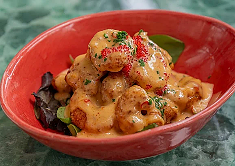 Segunda imagem 1 – alguns pratos de sushi