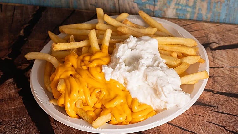 Parte do sucesso de Los Delfines são os molhos caseiros.