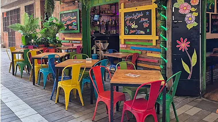 Terraço do restaurante La Pachamama