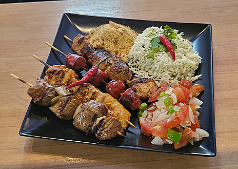 Secondary image 1 - Some dishes from the La Favela menu