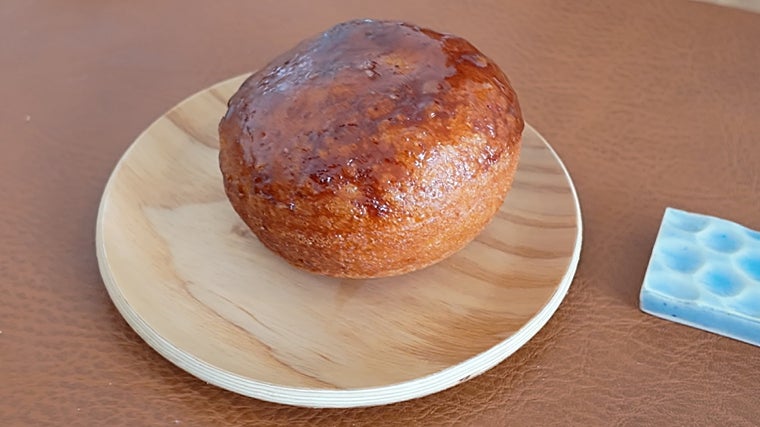 Pão frito recheado com cauda ibérica de Ochando