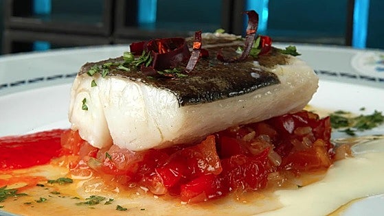 El top 5 del bacalao con tomate: los bares de Sevilla en los que te lo tienes que pedir