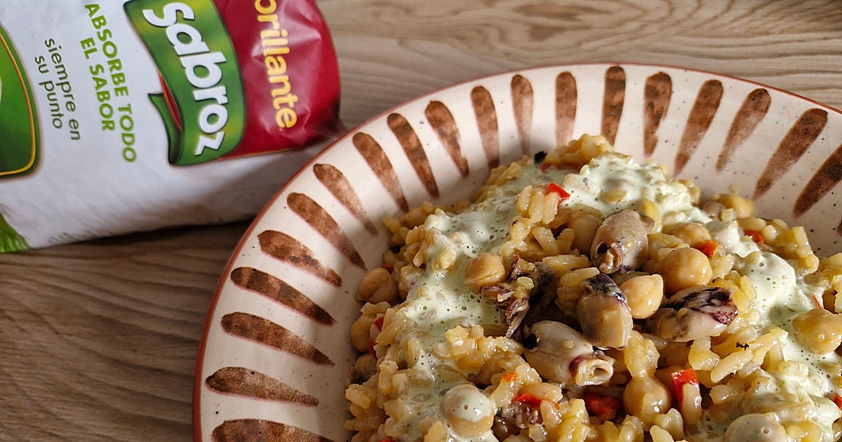 Arroz Brillante al horno con garbanzos y chipirones