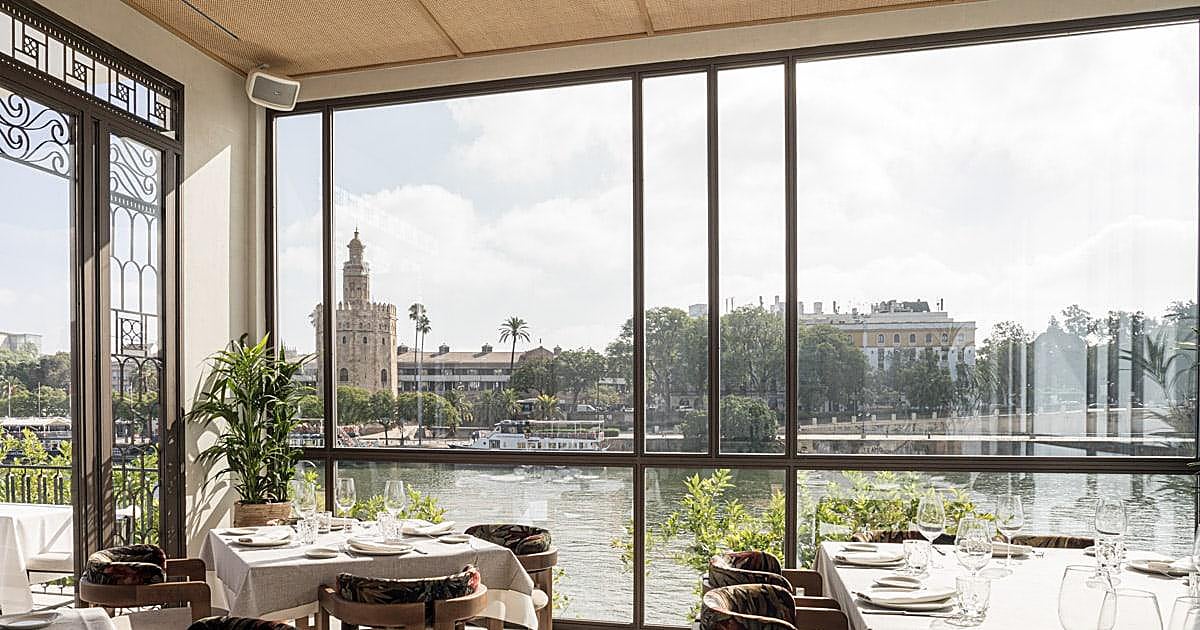 Así es Río Grande, el restaurante de la fiesta de Netflix con los actores de Berlín, Rosalía y muchos más famosos