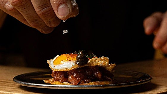 Cocina nikkei «donde Japón se encuentra con Andalucía»: así es Baiku, la nueva apertura de Málaga