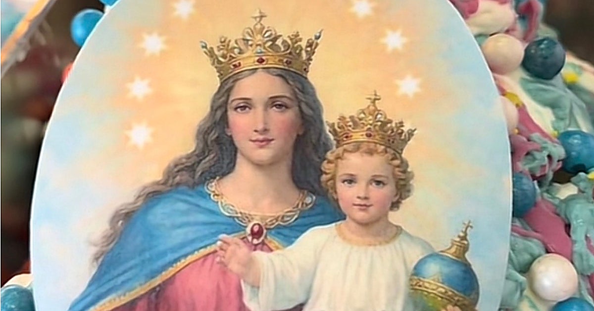 Revolución en Utrera por el helado de María Auxiliadora: con corona de la Virgen y sabor «a cielo»