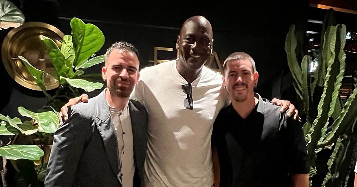 Michael Jordan en Marbella: la visita de la leyenda del baloncesto a Leña, de Dani García