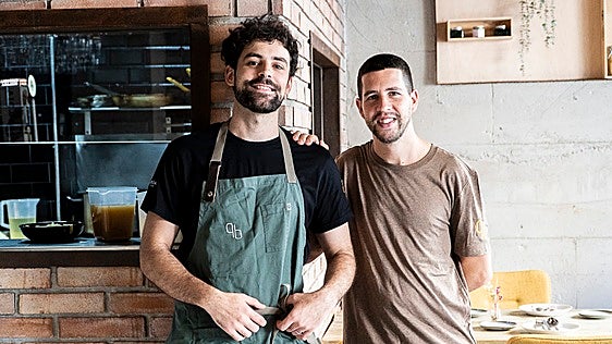 Cristian Fernández y Pablo Zamudio (Base9): «Antes la vanguardia era hacer esferificaciones; ahora es reinterpretar la tradición»