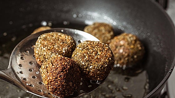 Bombas de carrillada como las de Mercadona: la receta para hacerlas en casa