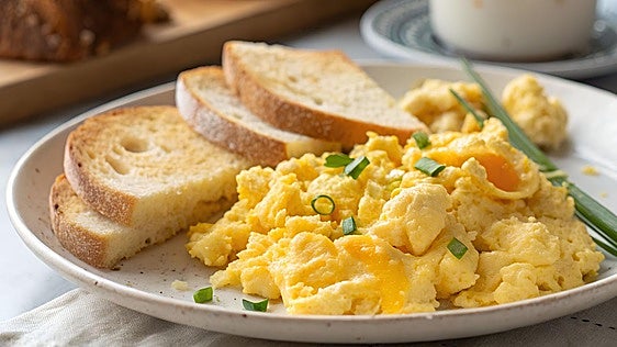 El mejor aceite para hacer huevos revueltos