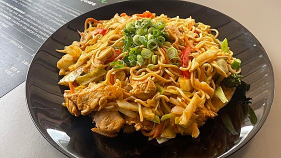 WabiSabi apuesta por la cocina tailandesa y japonesa