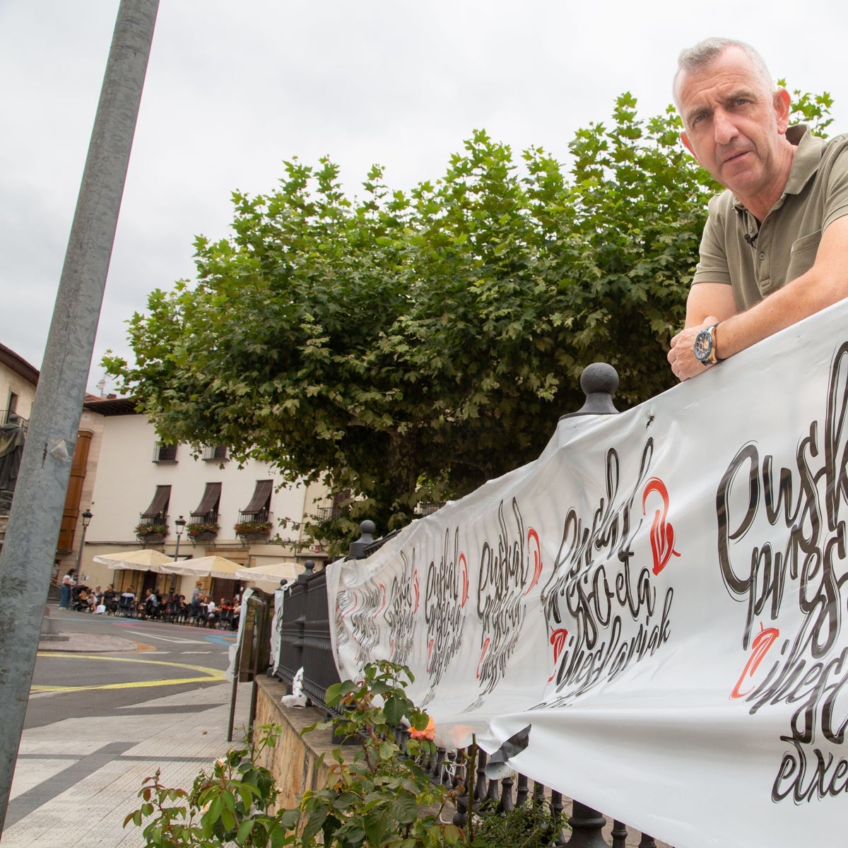 Dos días en los bastiones de Bildu con un excomando antiterrorista de la Guardia Civil: «Somos mejores que los SEAL»