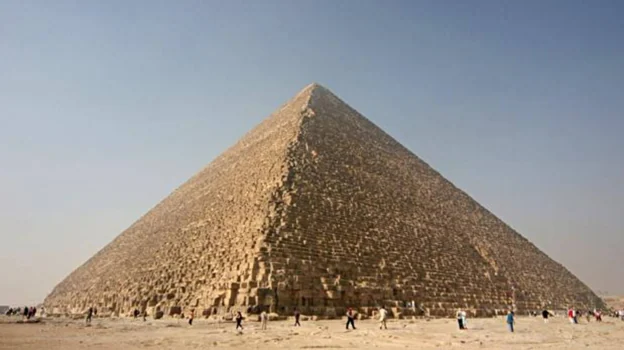 Imagen actual de la pirámide de Keops