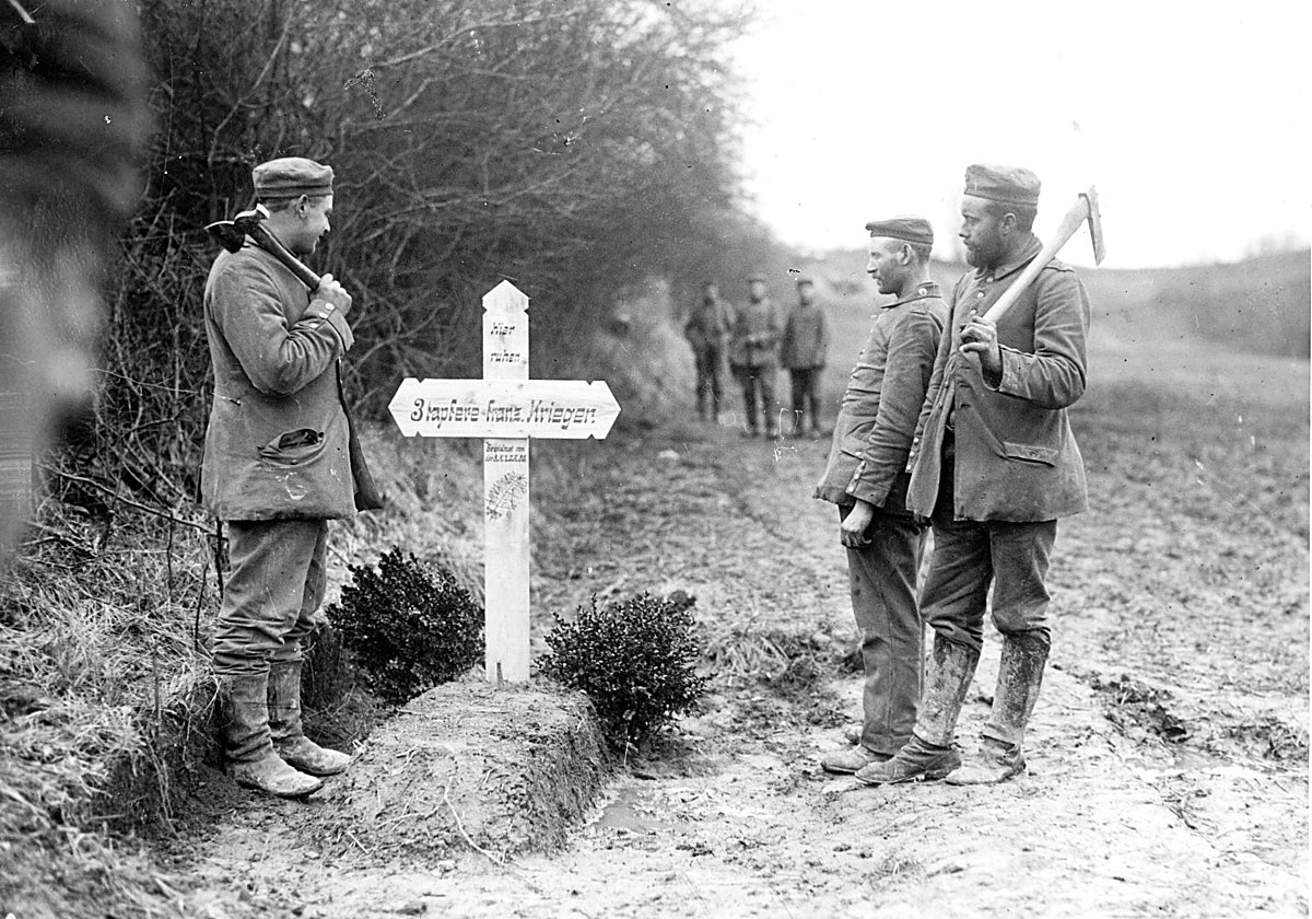Sepultura de un soldado durante la Primera Guerra Mundial