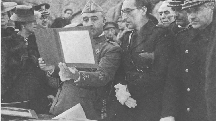 Las cartas de odio de la familia Primo de Rivera contra Francisco Franco tras la traición a Falange