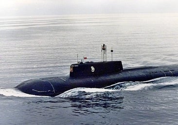 Tragedia en Rusia: las ocho horas de agonía antes de asfixiarse de los marineros del submarino Kursk