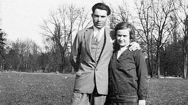 Durruti, con su pareja, en una imagen antes de la Guerra Civil