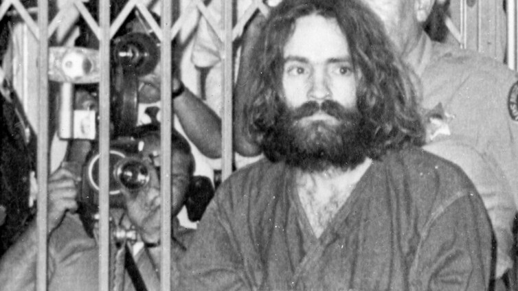 Cinco adultos y un bebé nonato: los asesinatos satánicos de Charles Manson y su secta de locos