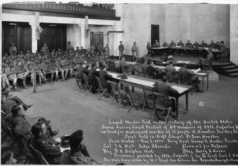Imagen del juicio a los soldados implicados en los disturbios de 1917