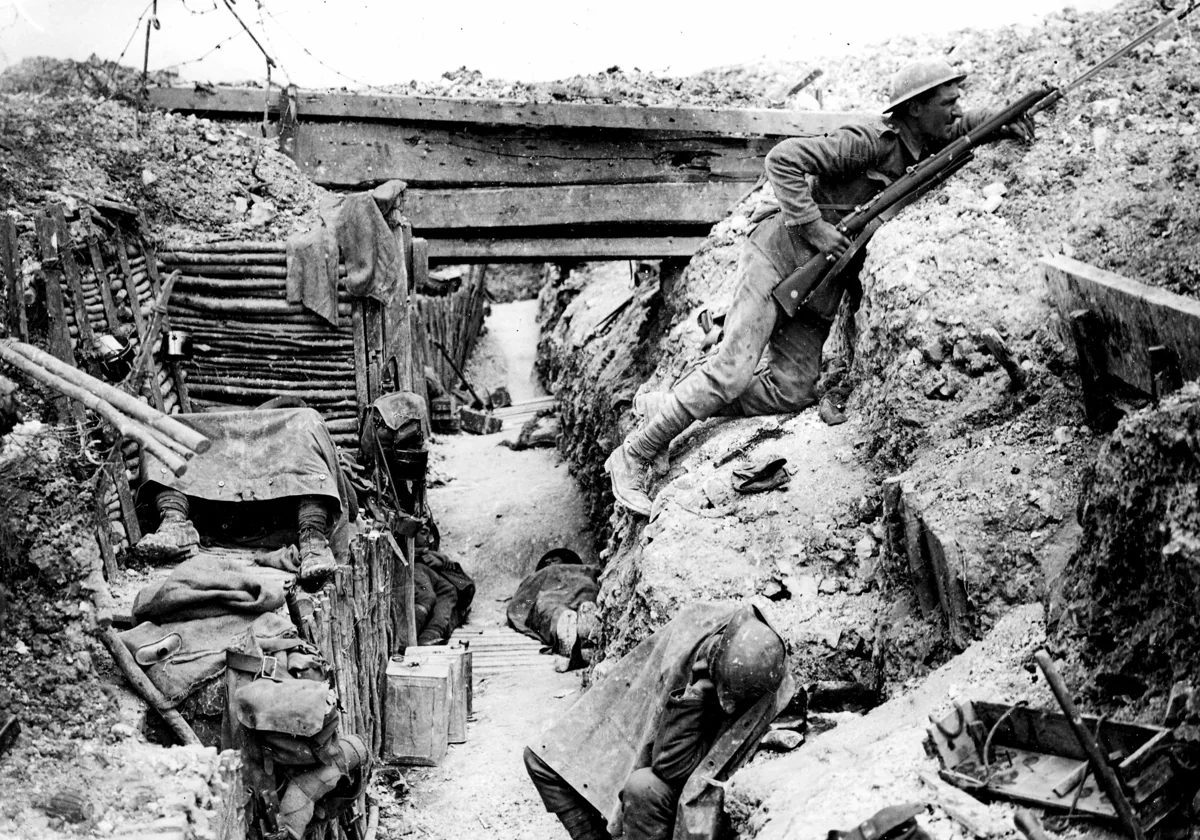 Ovillers, Región de la Picardía (Francia) agosto de 1916. La batalla del Somme, en torno al río del mismo nombre. Combatientes ingleses en una trinchera