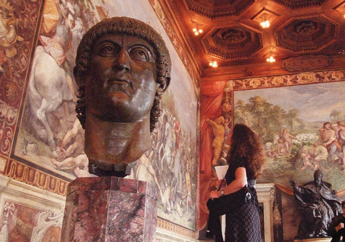 Exposición del Emperador Constantino en Roma, en el año 2000