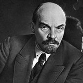 El lado más íntimo de Lenin: ¿virgen y reprimido sexual, o pervertido obsesionado por los tríos?