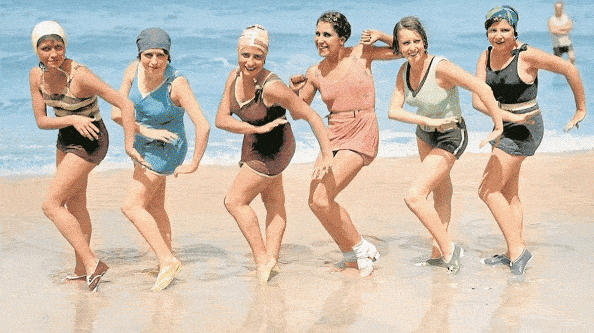 Veranos de otro tiempo: la España en la que se bañaron nuestros abuelos