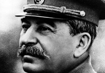 stalin-Rbs8C1cBURWgtZRcZDqfp2L-366x256@diario_abc