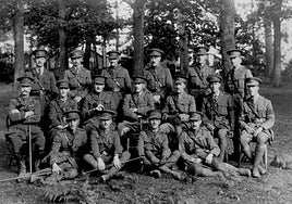 Las estrellas de la Premier que eligieron morir en la Primera Guerra Mundial... y les siguieron sus hinchas