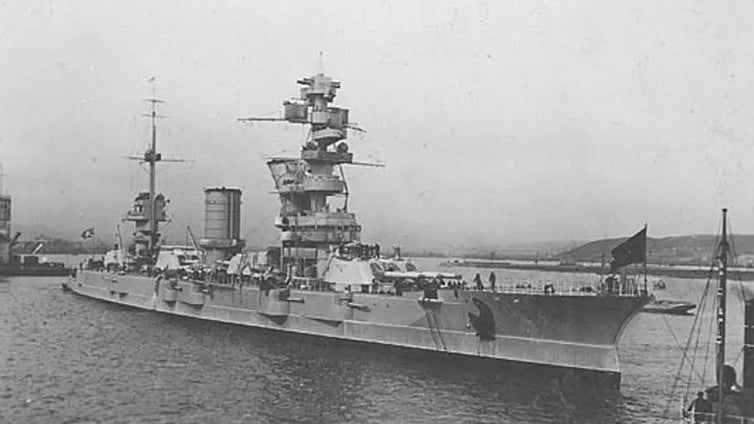 Así narró un piloto nazi cómo destruyó el gigantesco 'Titanic' de Stalin: «¡Era enorme!»