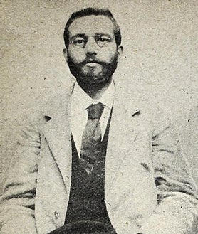 Imagem Secundária 2. Acima: Foto de Angiolillo em Vergara momentos antes de ser executado pelo asqueroso garrote. Embaixo, à esquerda: a arma que ele usou para cometer o crime. Embaixo, à direita: Retrato do assassino, publicado na revista Blanco y Negro em 21 de agosto de 1897.