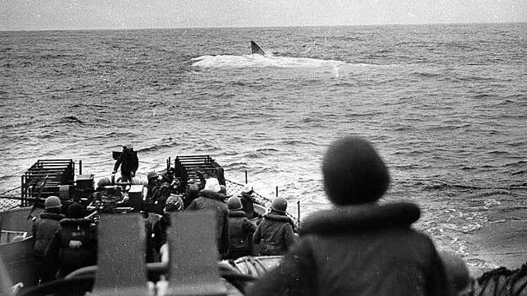 İkinci Dünya Savaşı'ndan bu yana tüm imparatorlukların buzlu Grönland'ı fethetmek istemesinin gizli nedenleri