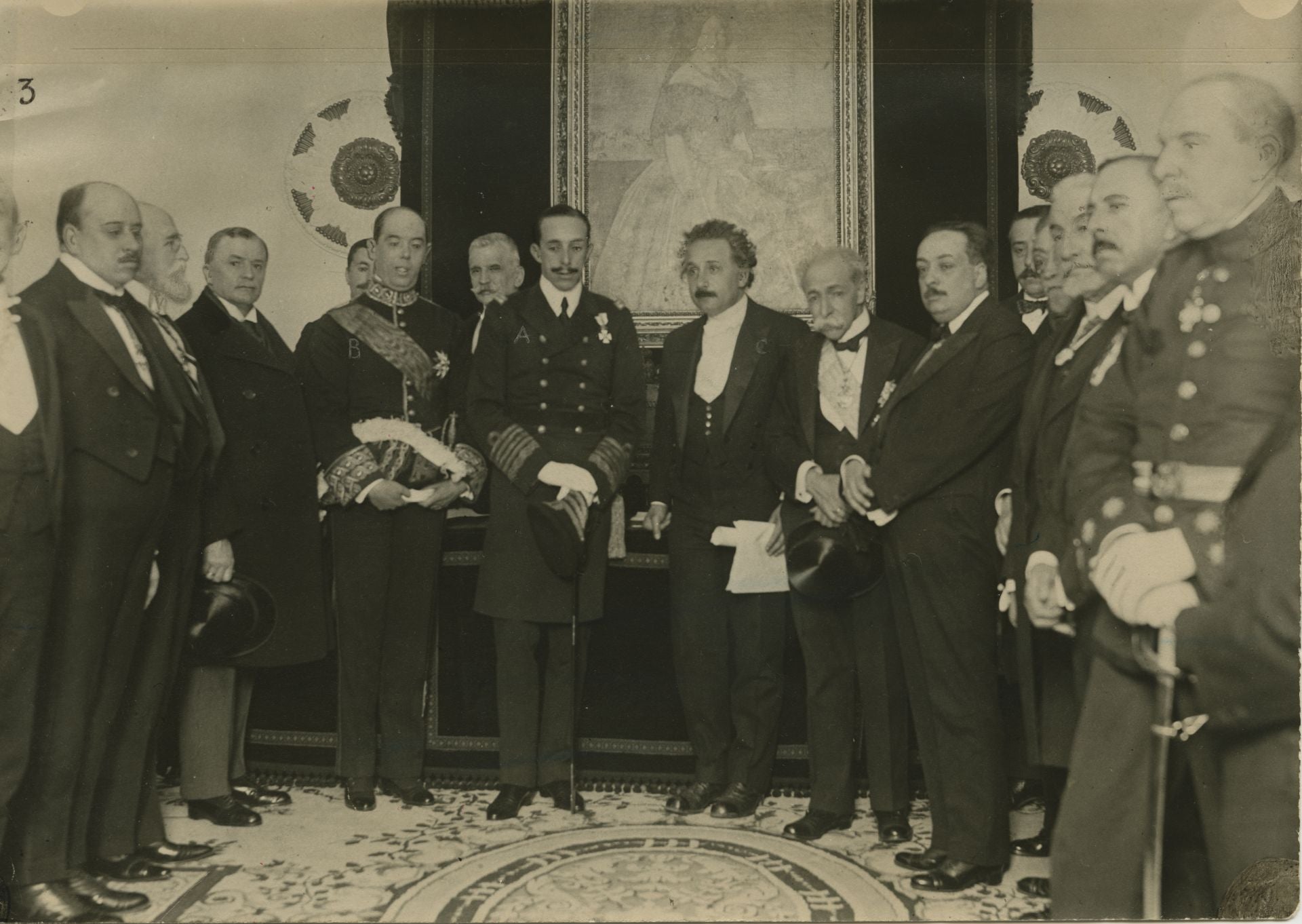 Albert Einstein: «Ni siquiera en el terreno científico soy revolucionario»