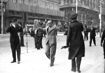 “'Un, dos, tres'den bir aktör Cumhuriyet'in baskısına katıldı”