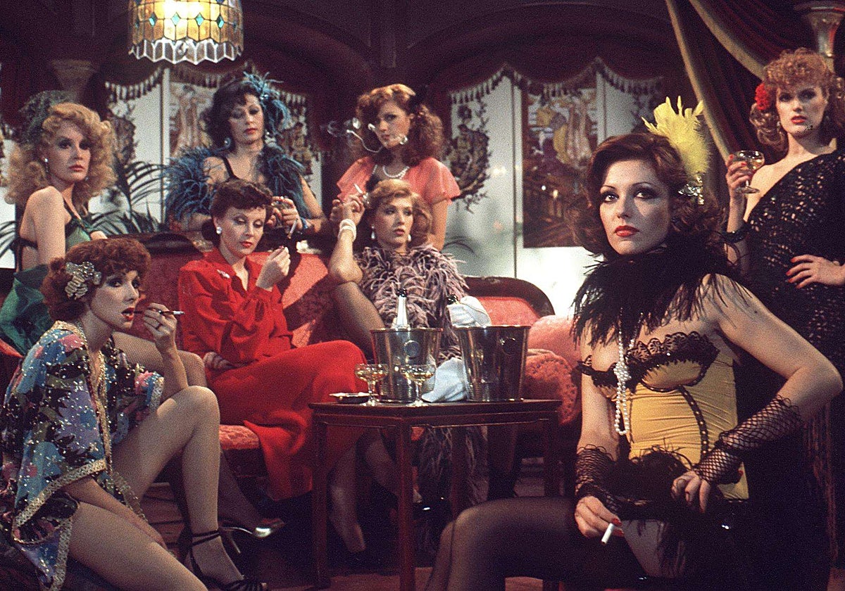 Escena de la película 'Niñas, al salón' (1977), de Vicente Escrivá