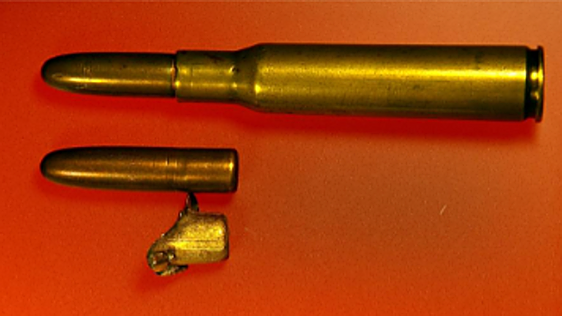 En la escena del crimen de Lorca (III): la bala de Mauser que no mató al poeta